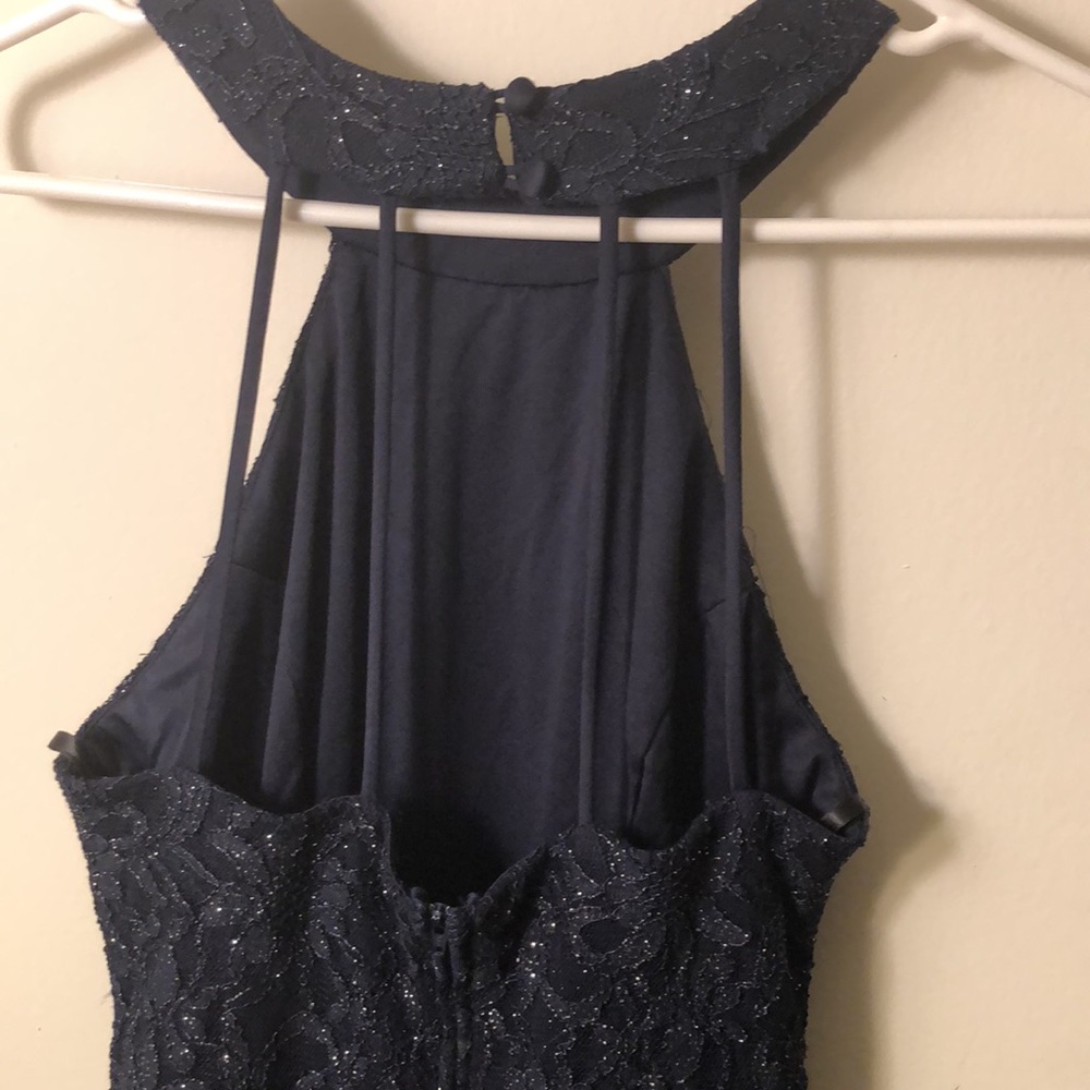 Stylish, beautiful navy blue dress. New /size 7 - Picture 2 of 4